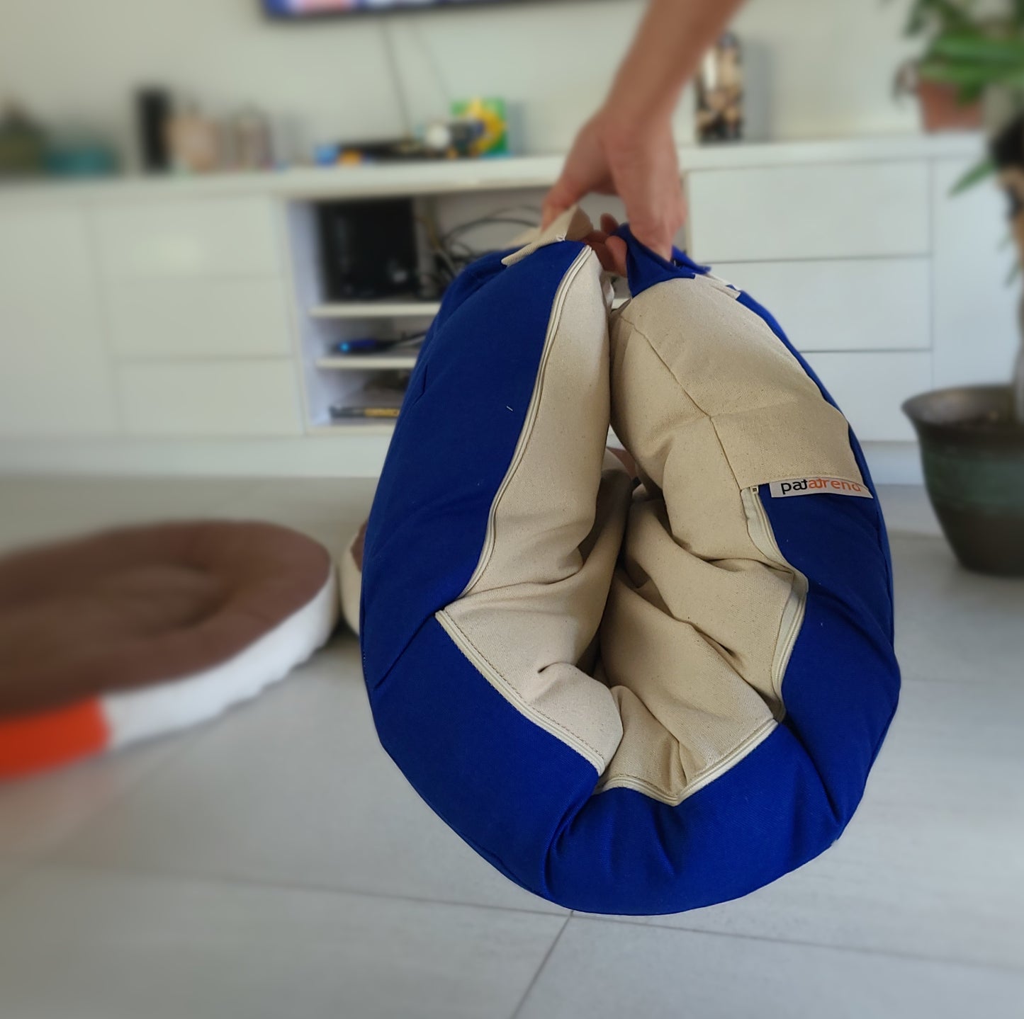 FaireSize Hypoallergenic Nest dog bed and cradle