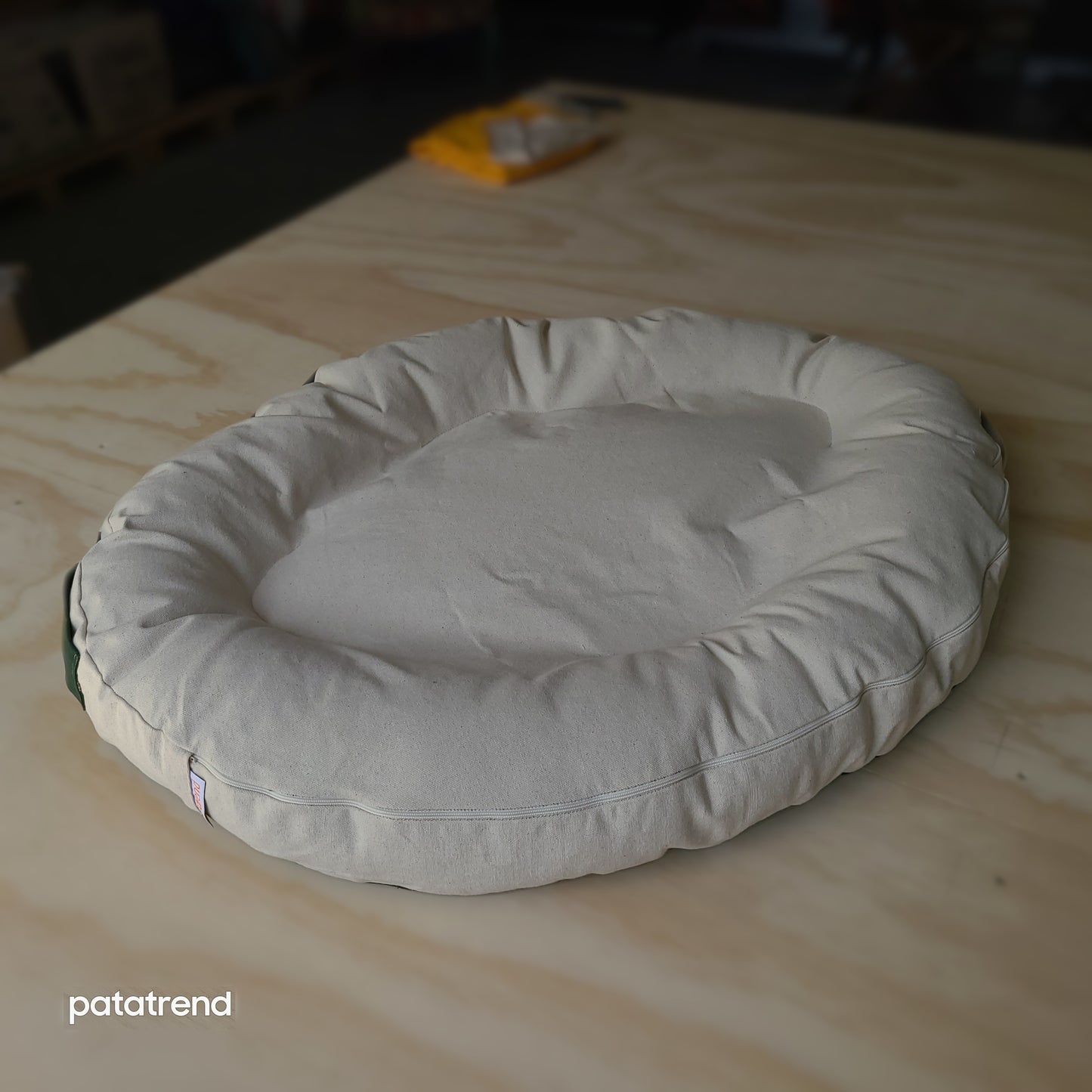 FaireSize Hypoallergenic Nest dog bed and cradle